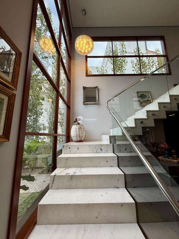 Casa de Condomínio à venda no Tomazetti: 