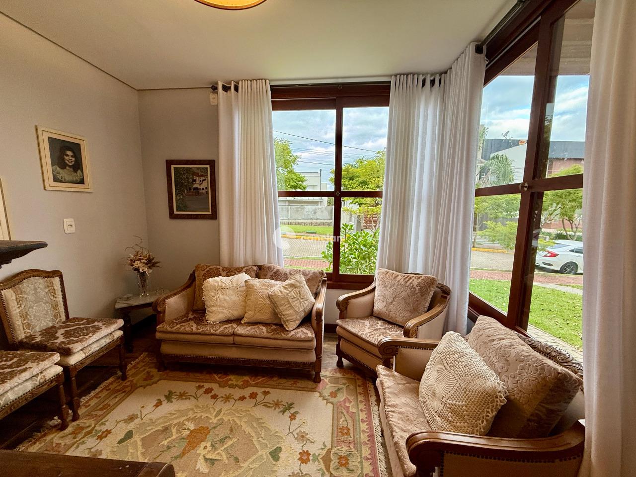 Casa de Condomínio à venda no Tomazetti: 