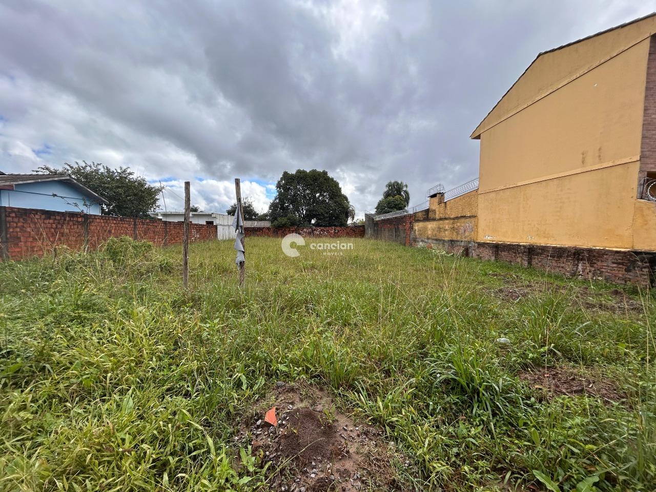 Terreno à venda no Carolina: 