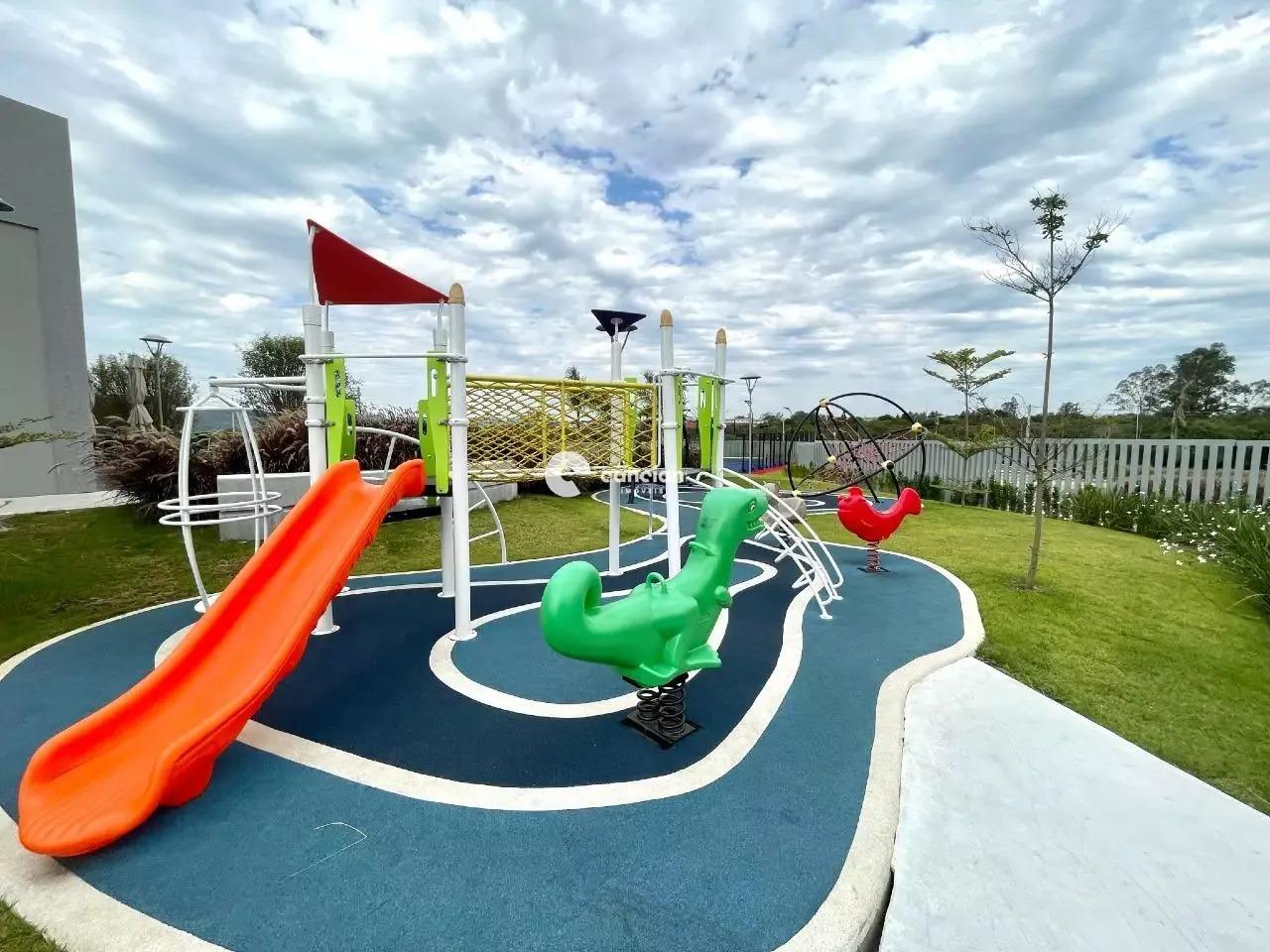 Terreno em condomínio à venda no Camobi: