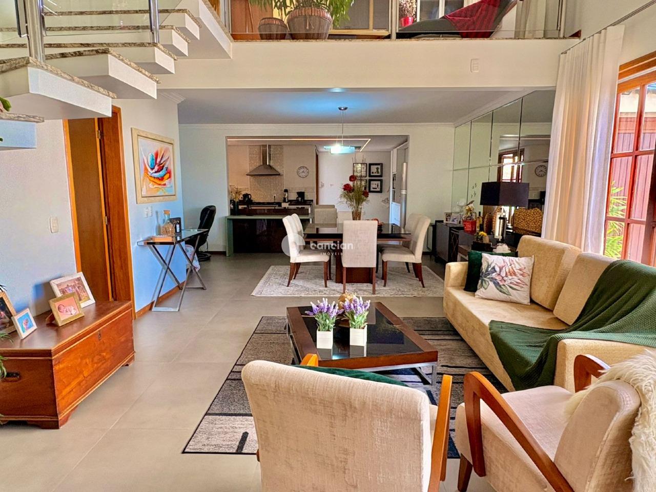 Casa de Condomínio à venda no São José: 