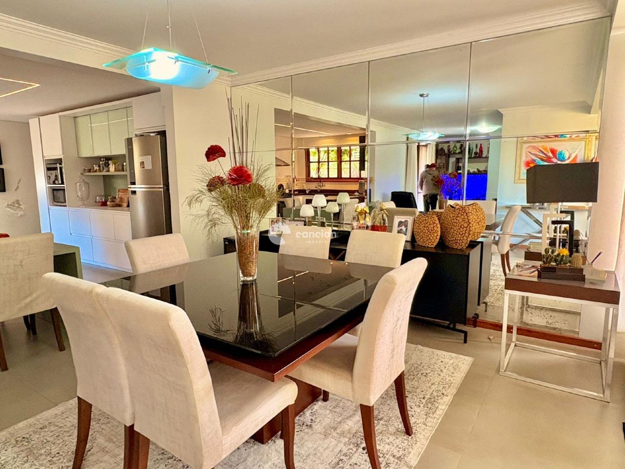 Casa de Condomínio à venda no São José: 