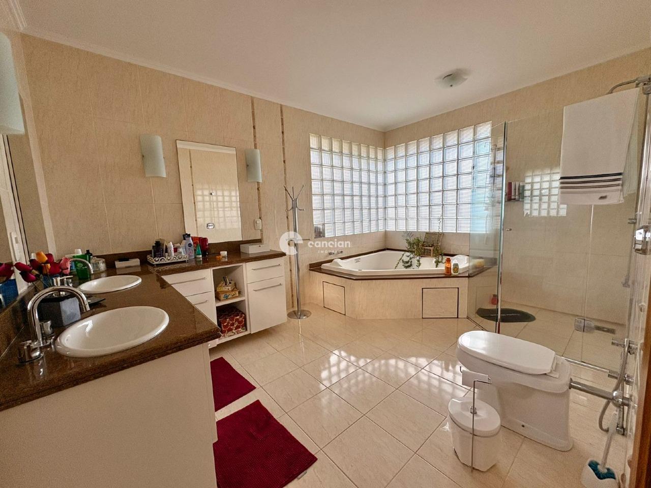 Casa de Condomínio à venda no São José: 