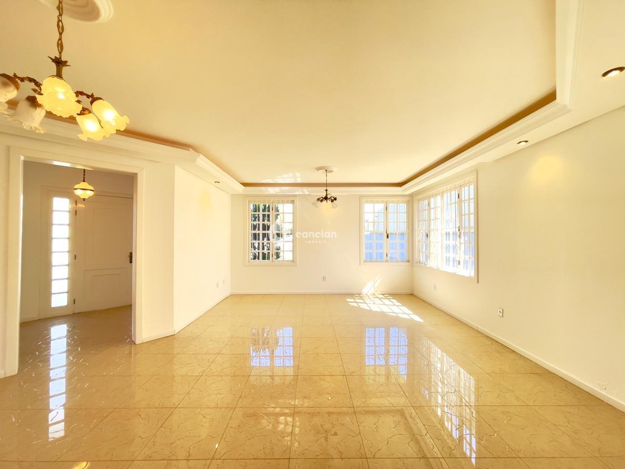 Casa à venda no Camobi: 