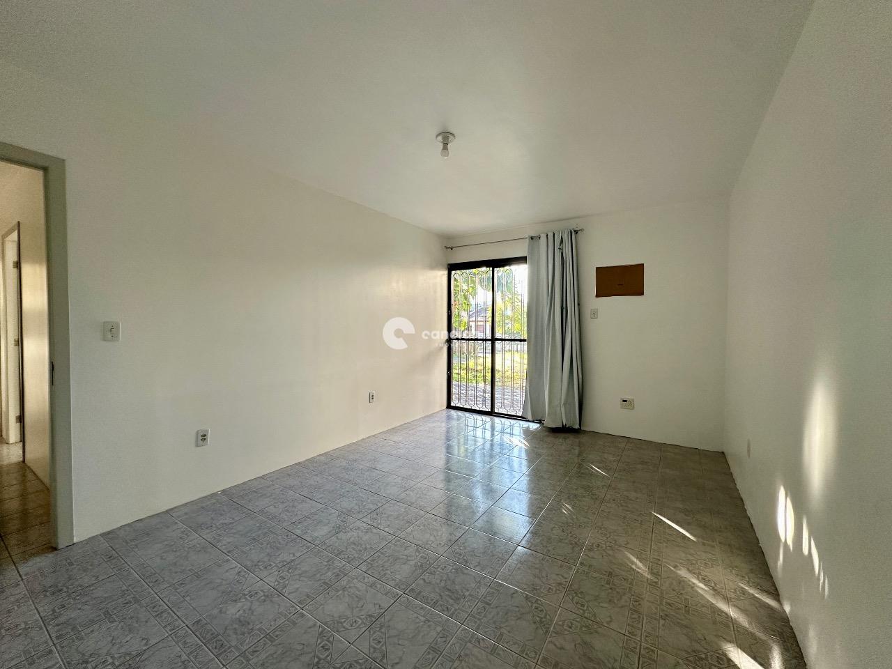 Casa à venda no Camobi: 