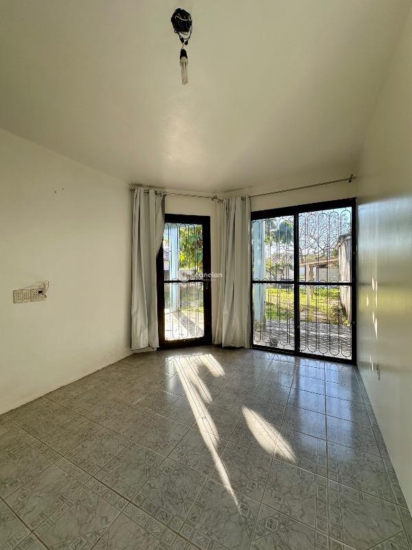 Casa à venda no Camobi: 