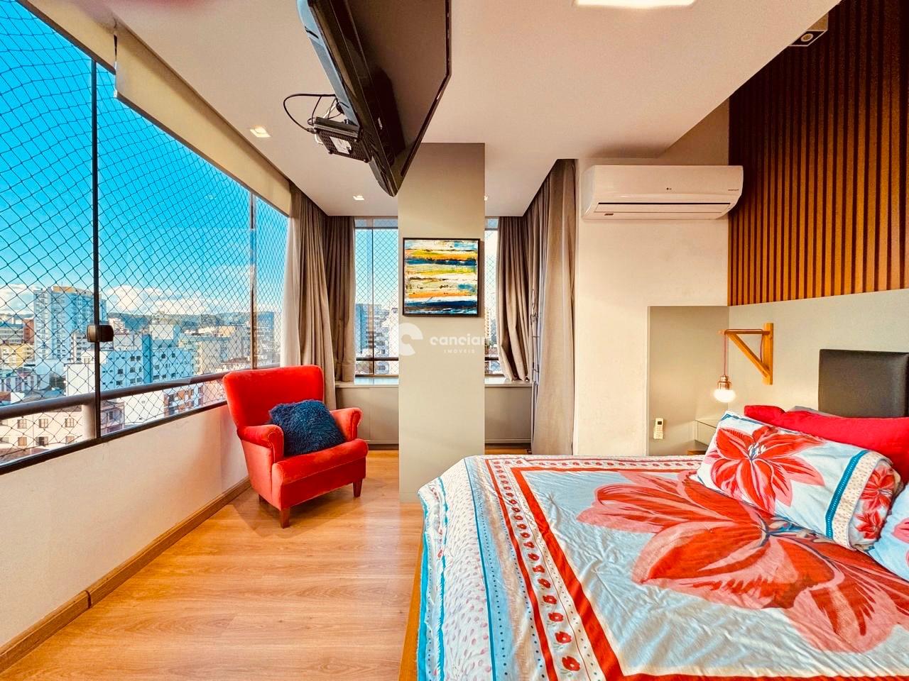 Cobertura à venda no Centro: