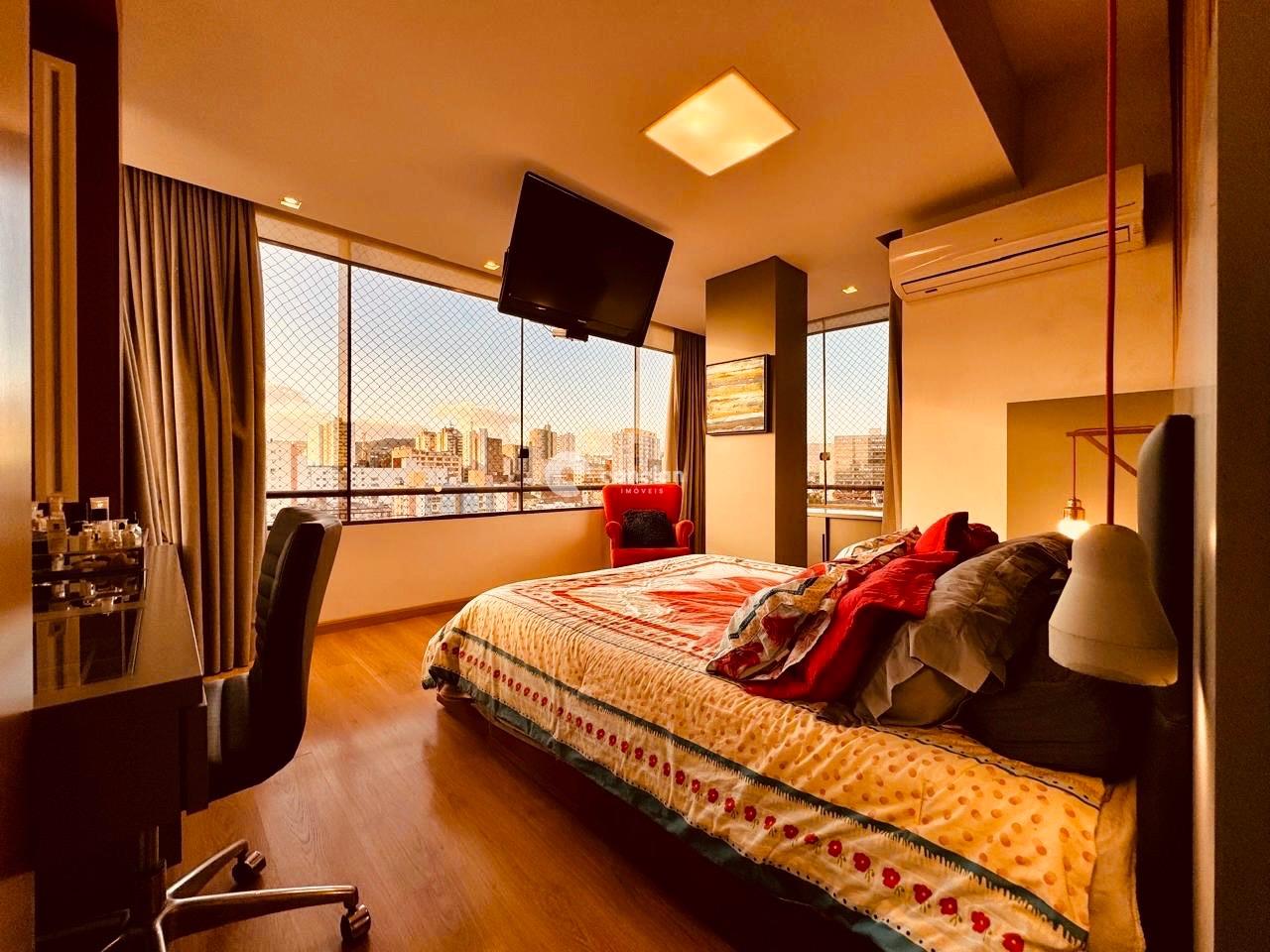 Cobertura à venda no Centro: