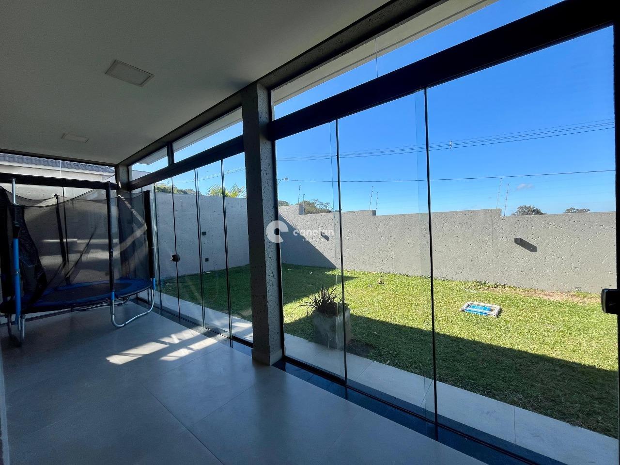 Casa de Condomínio à venda no Tomazetti: 