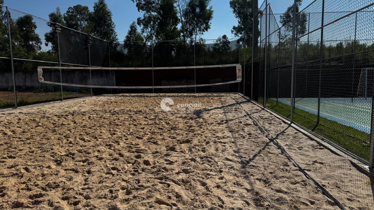 Terreno à venda no Camobi: 