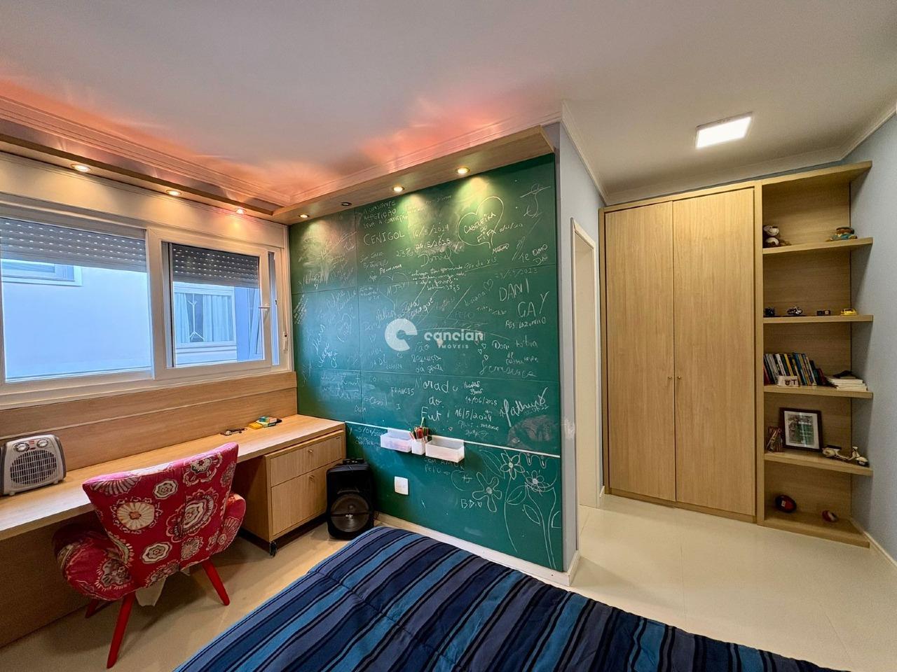 Casa de Condomínio à venda no Tomazetti: Suíte 2