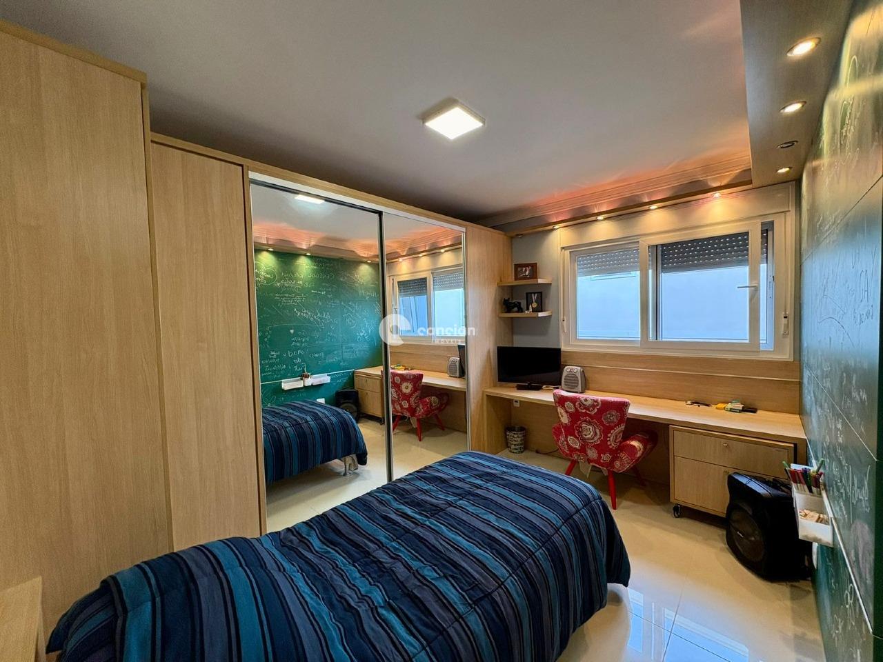 Casa de Condomínio à venda no Tomazetti: Suíte 2