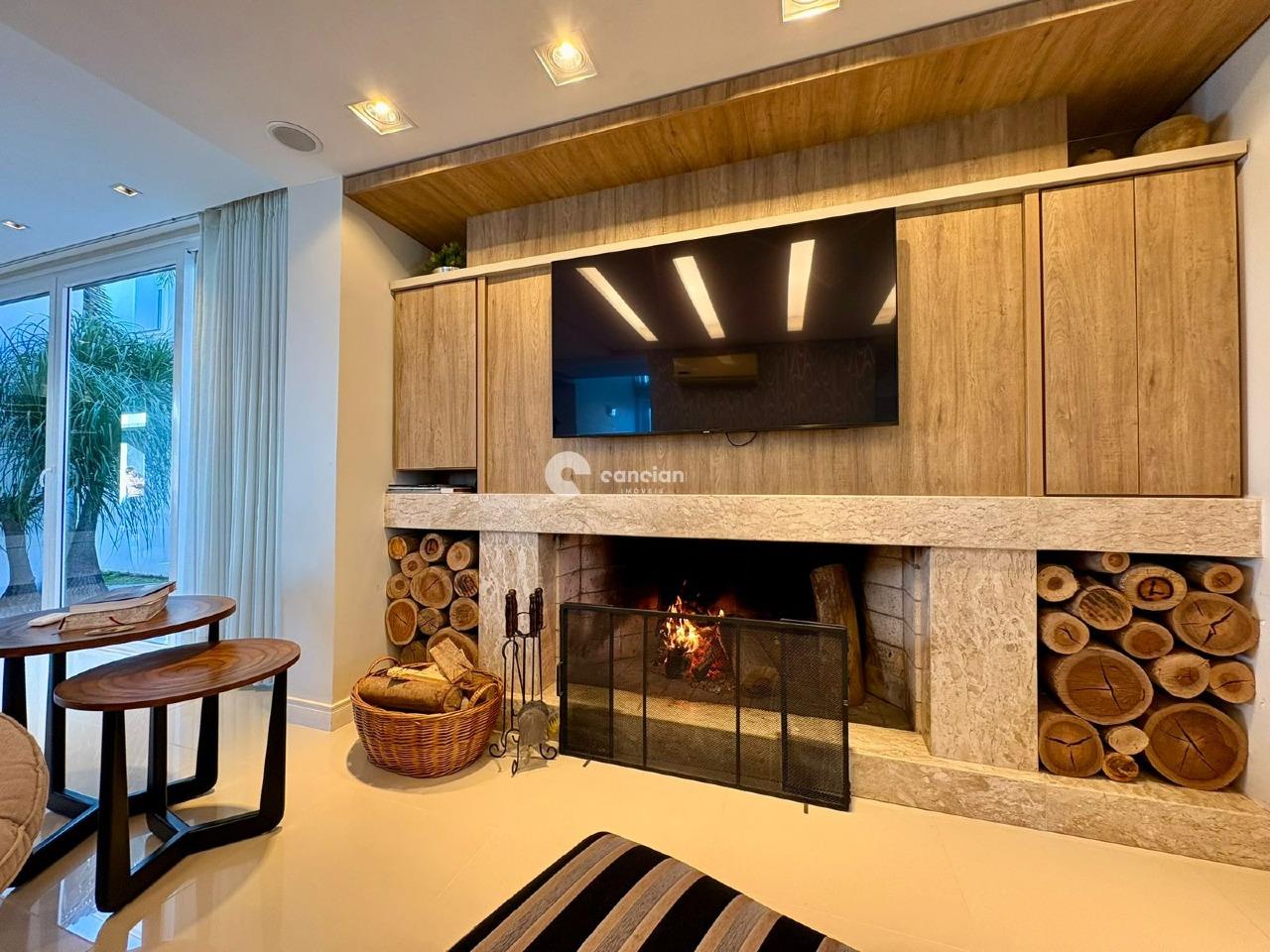 Casa de Condomínio à venda no Tomazetti: Sala