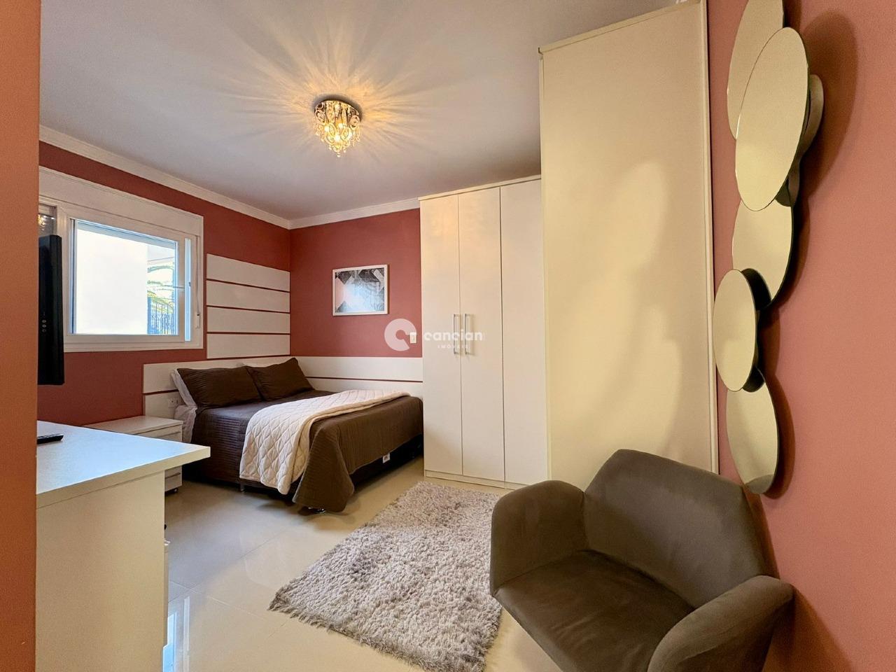 Casa de Condomínio à venda no Tomazetti: Suíte 1