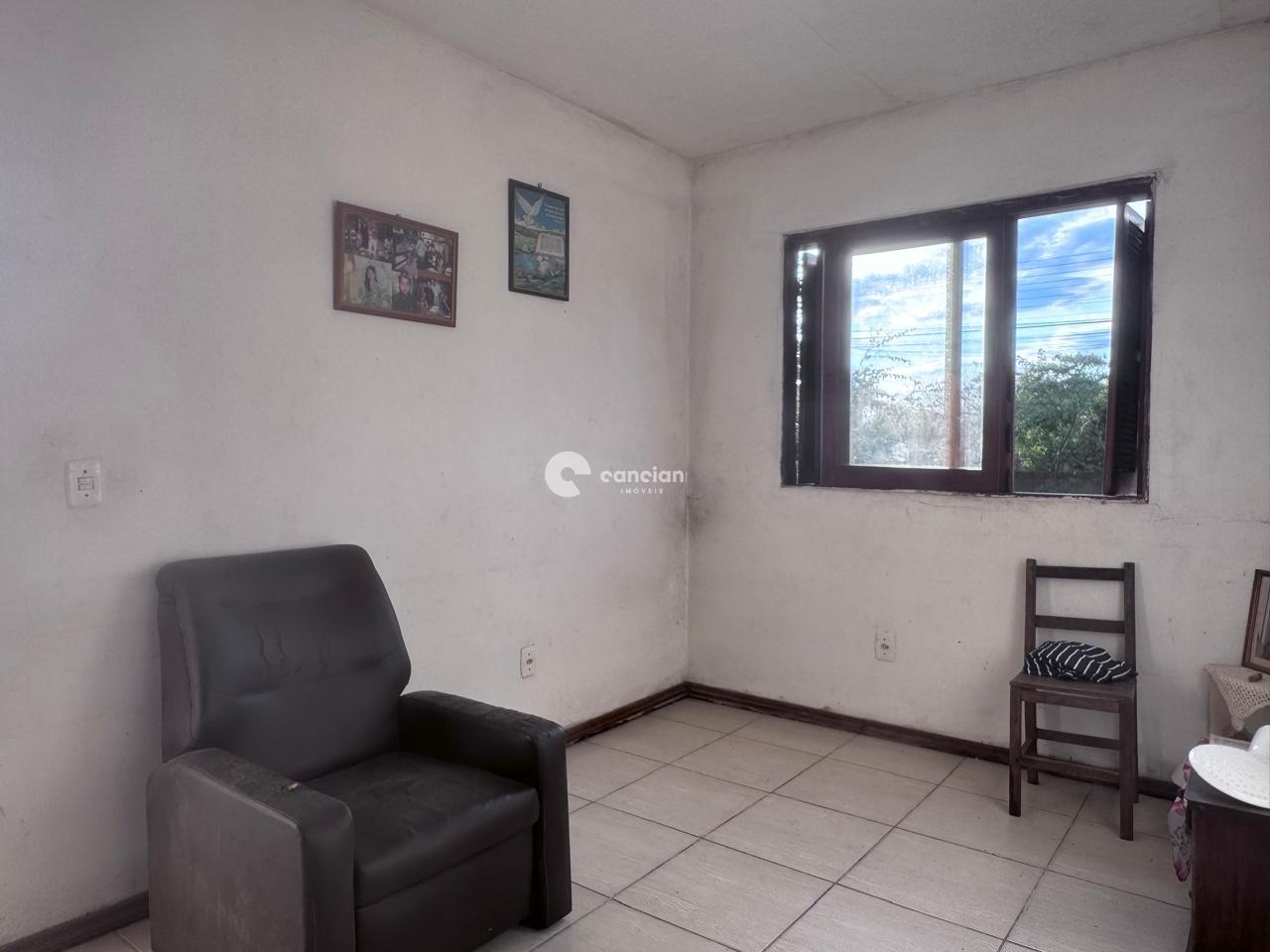 Casa à venda no Tomazetti: 