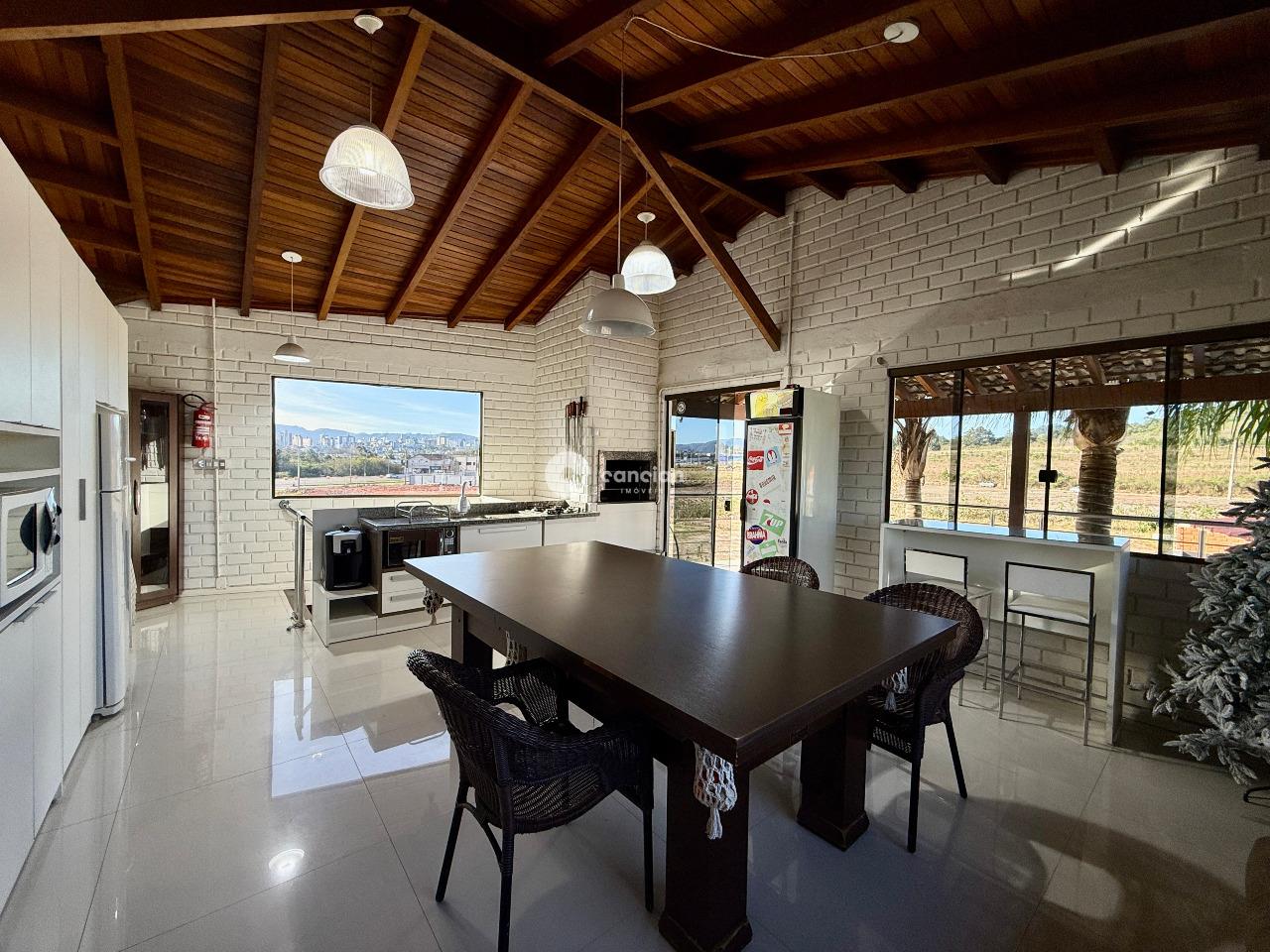 Casa à venda no Dom Antônio Reis: 