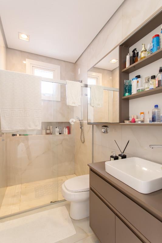 Casa de Condomínio à venda no Tomazetti: