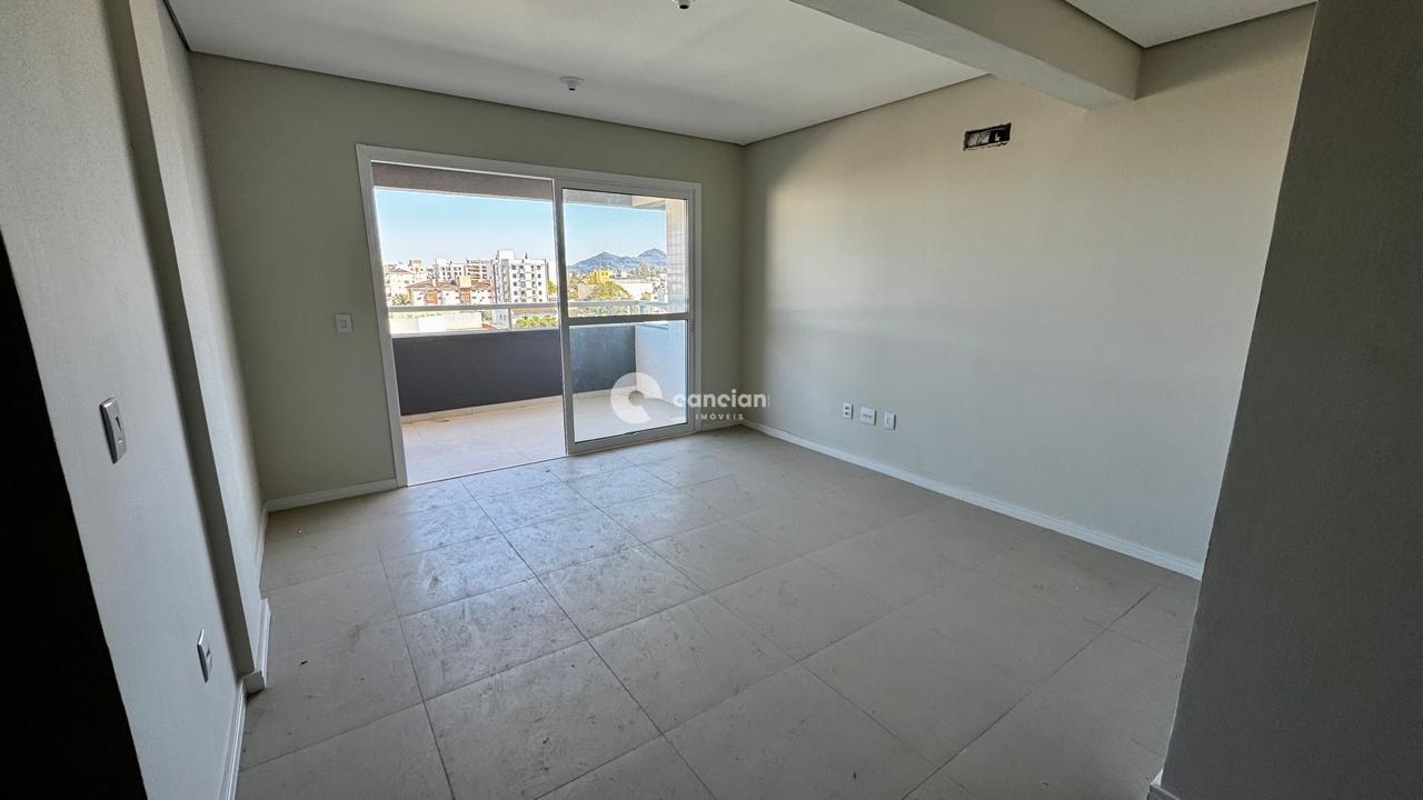 Apartamento à venda no Camobi: 