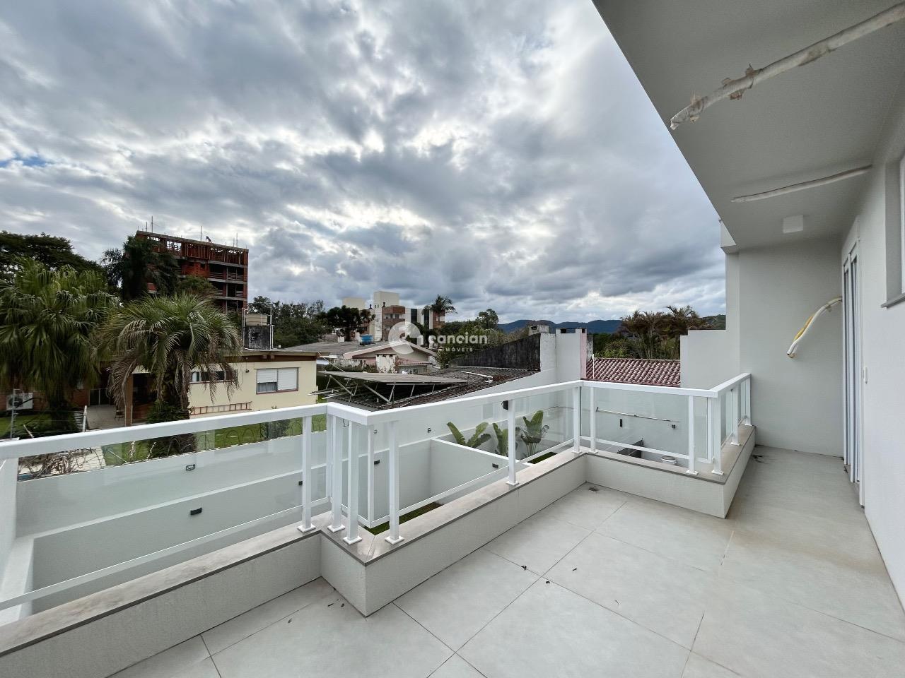 Casa à venda no Camobi: 