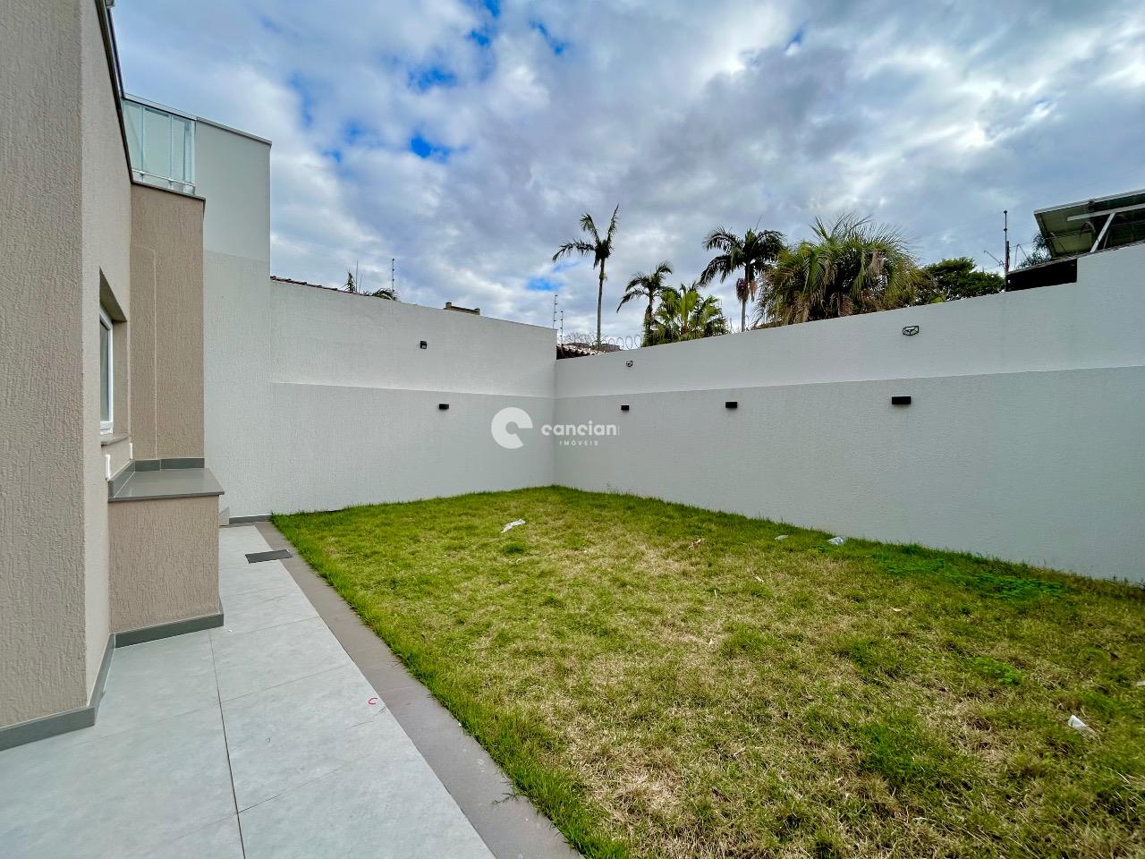 Casa à venda no Camobi: 