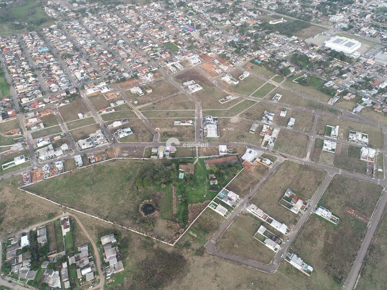 Terreno à venda no Pinheiro Machado: