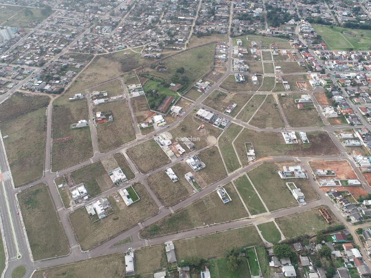 Terreno à venda no Pinheiro Machado: