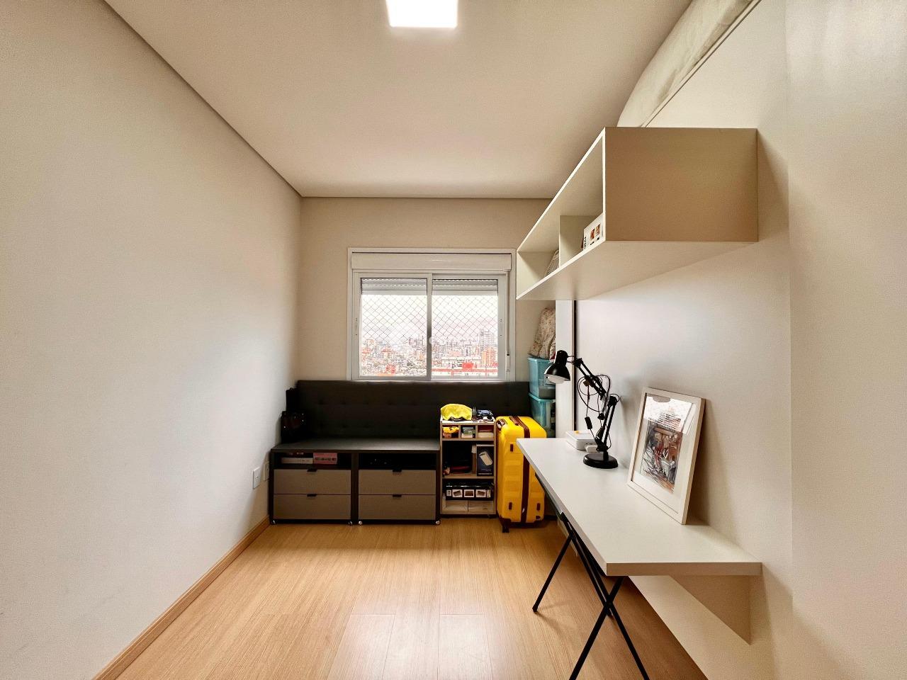 Apartamento à venda no Menino Jesus: 