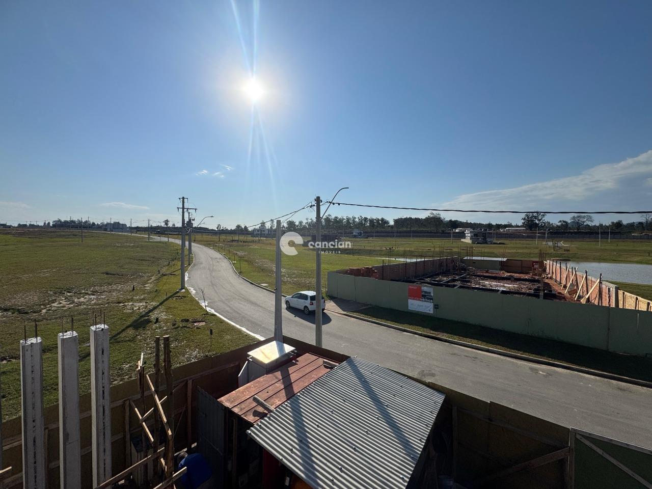 Casa de Condomínio à venda no Tomazetti: