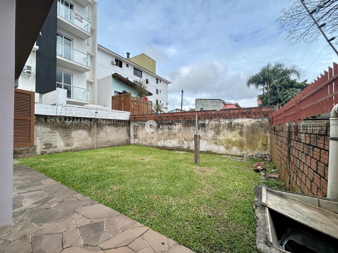 Casa à venda no Camobi: 