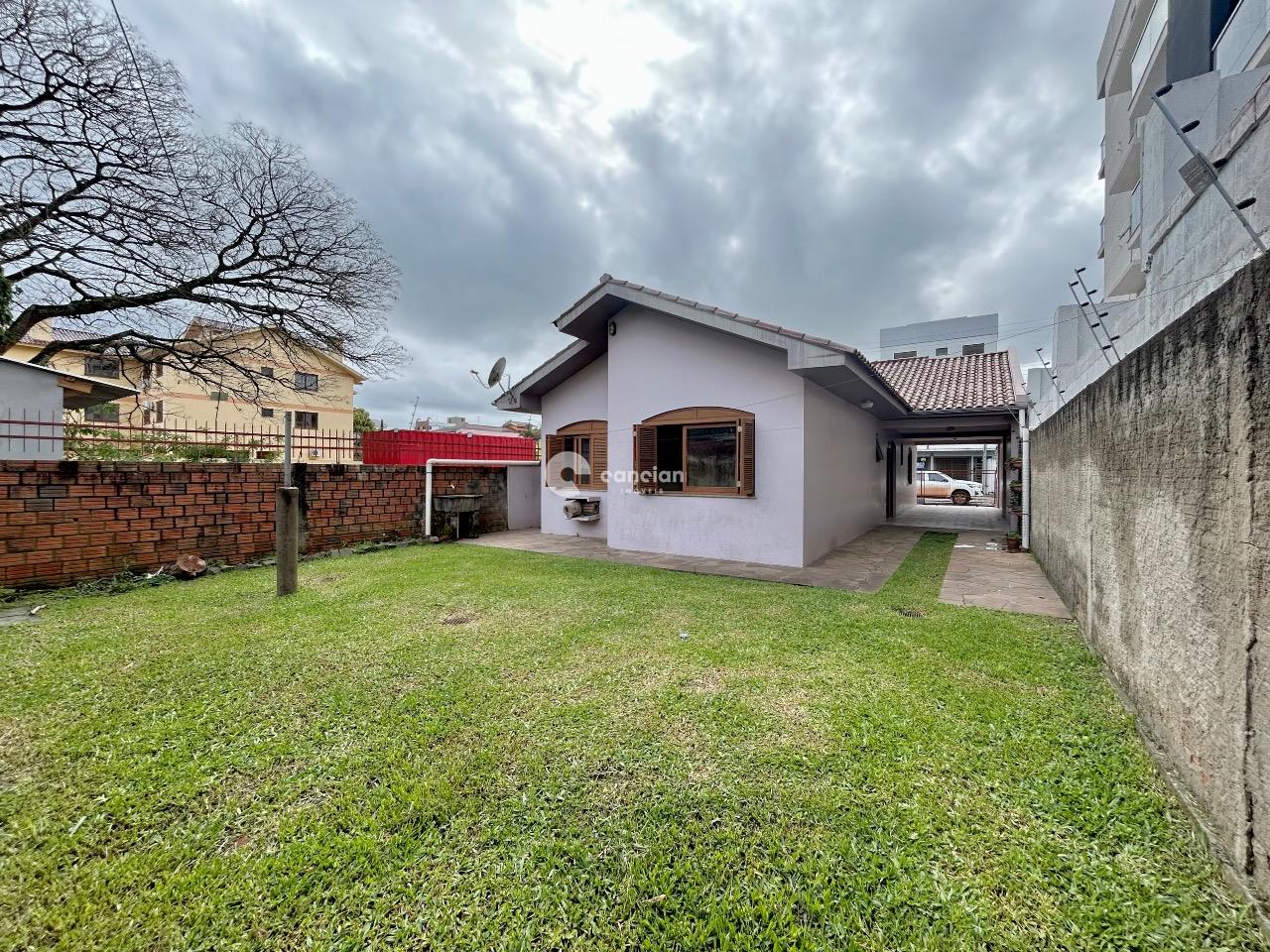 Casa à venda no Camobi: 