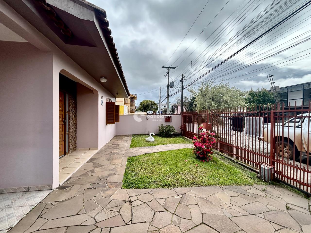 Casa à venda no Camobi: 