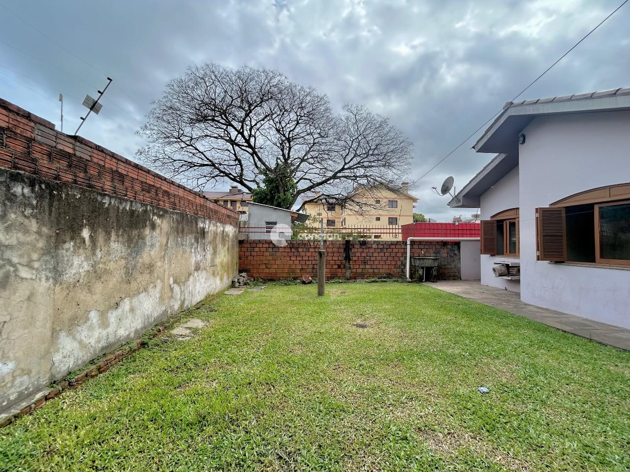 Casa à venda no Camobi: 