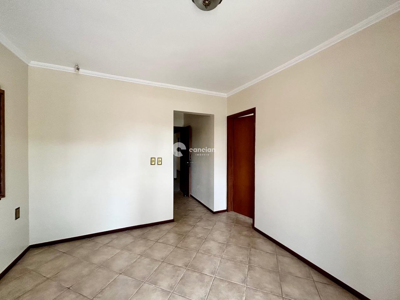 Casa à venda no Camobi: 