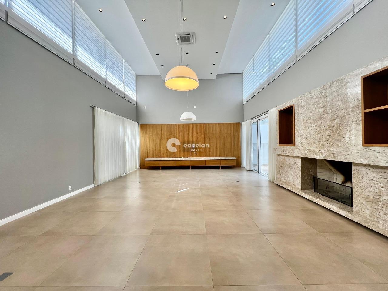 Casa de Condomínio à venda no Camobi: