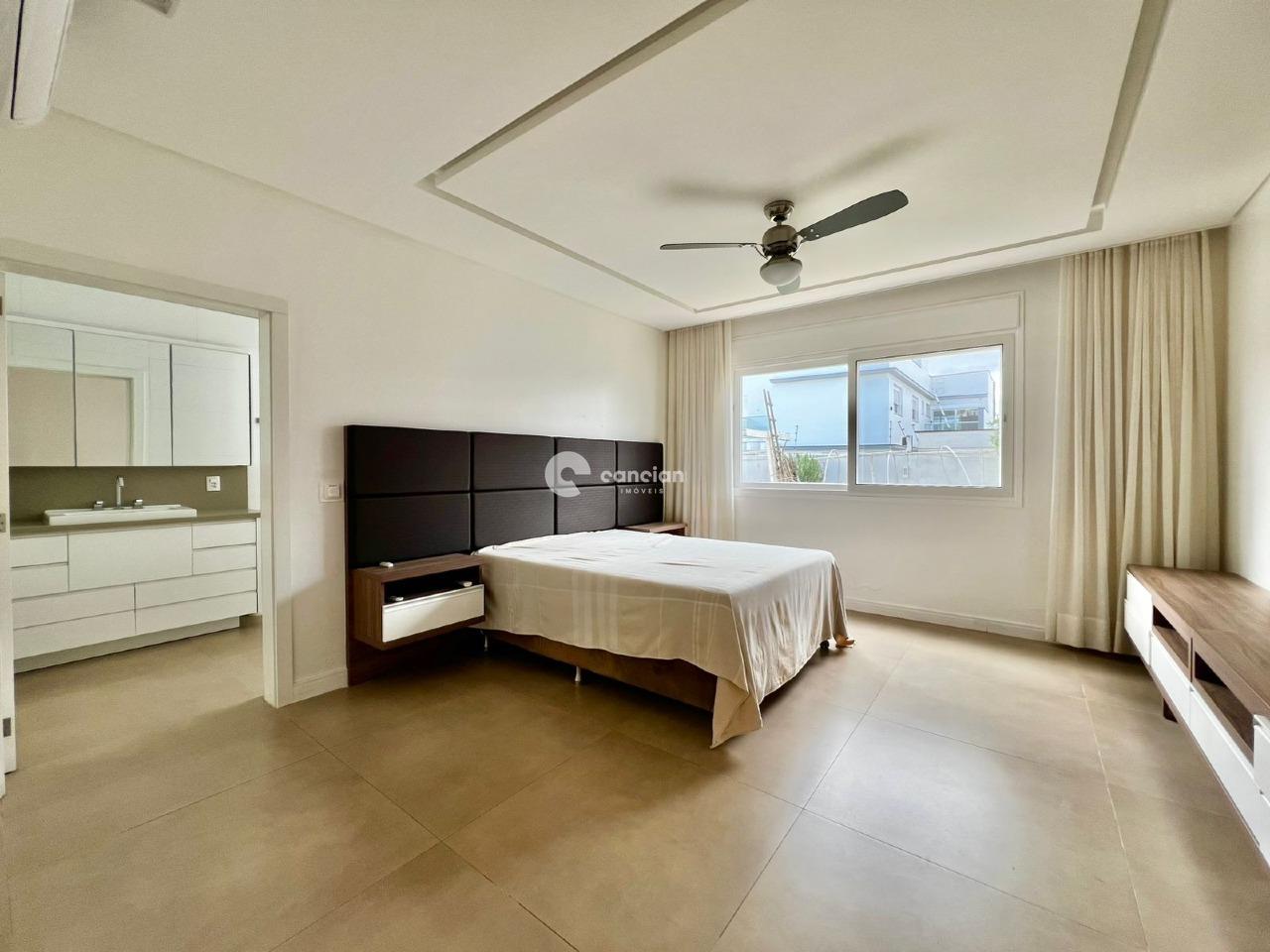 Casa de Condomínio à venda no Camobi: