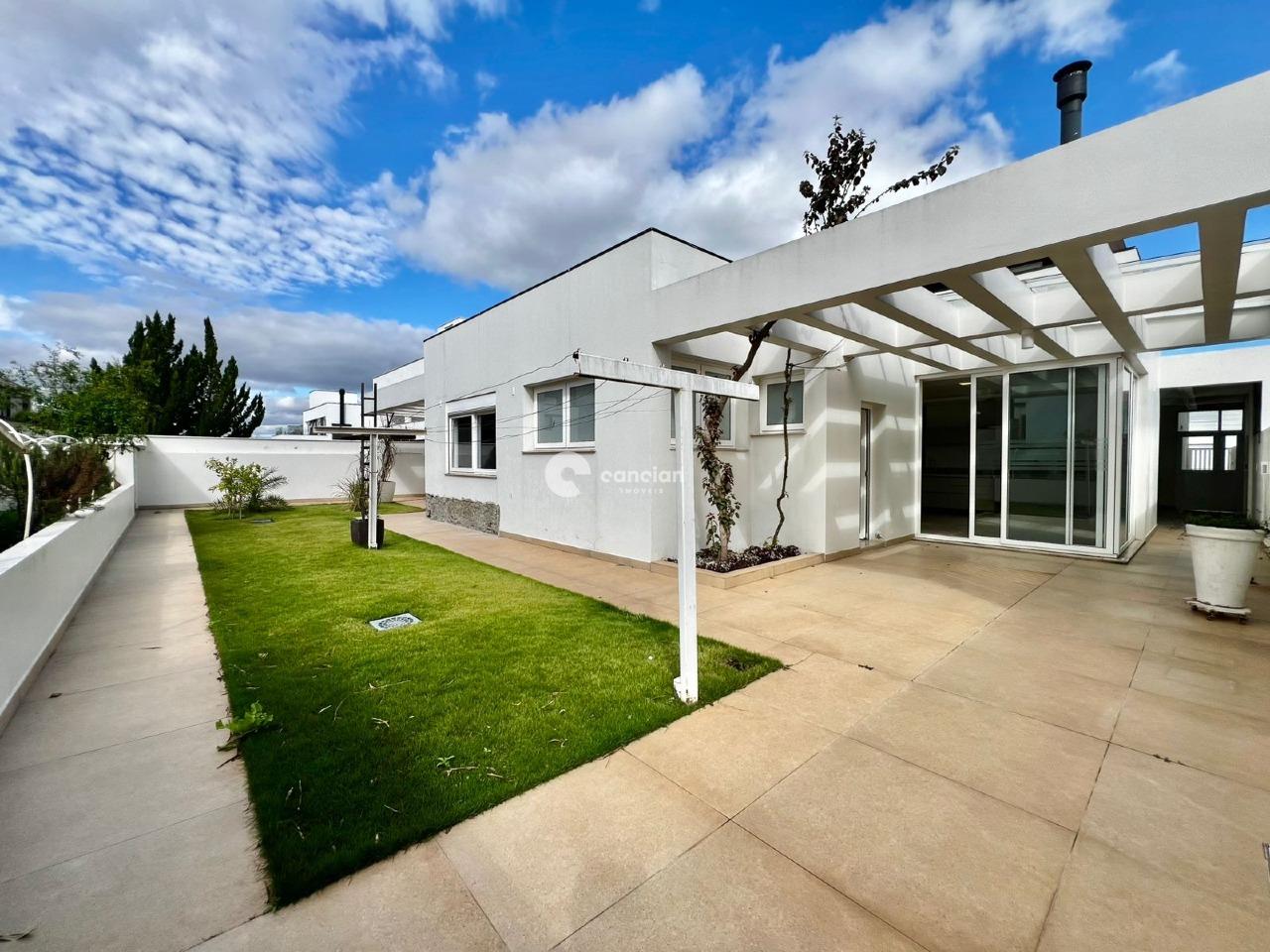 Casa de Condomínio à venda no Camobi: