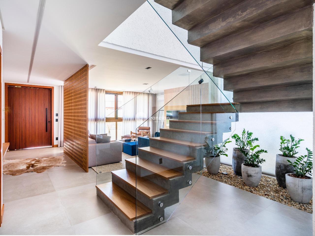 Casa de Condomínio à venda no Tomazetti: 