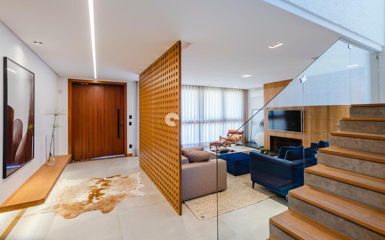 Casa de Condomínio à venda no Tomazetti: 