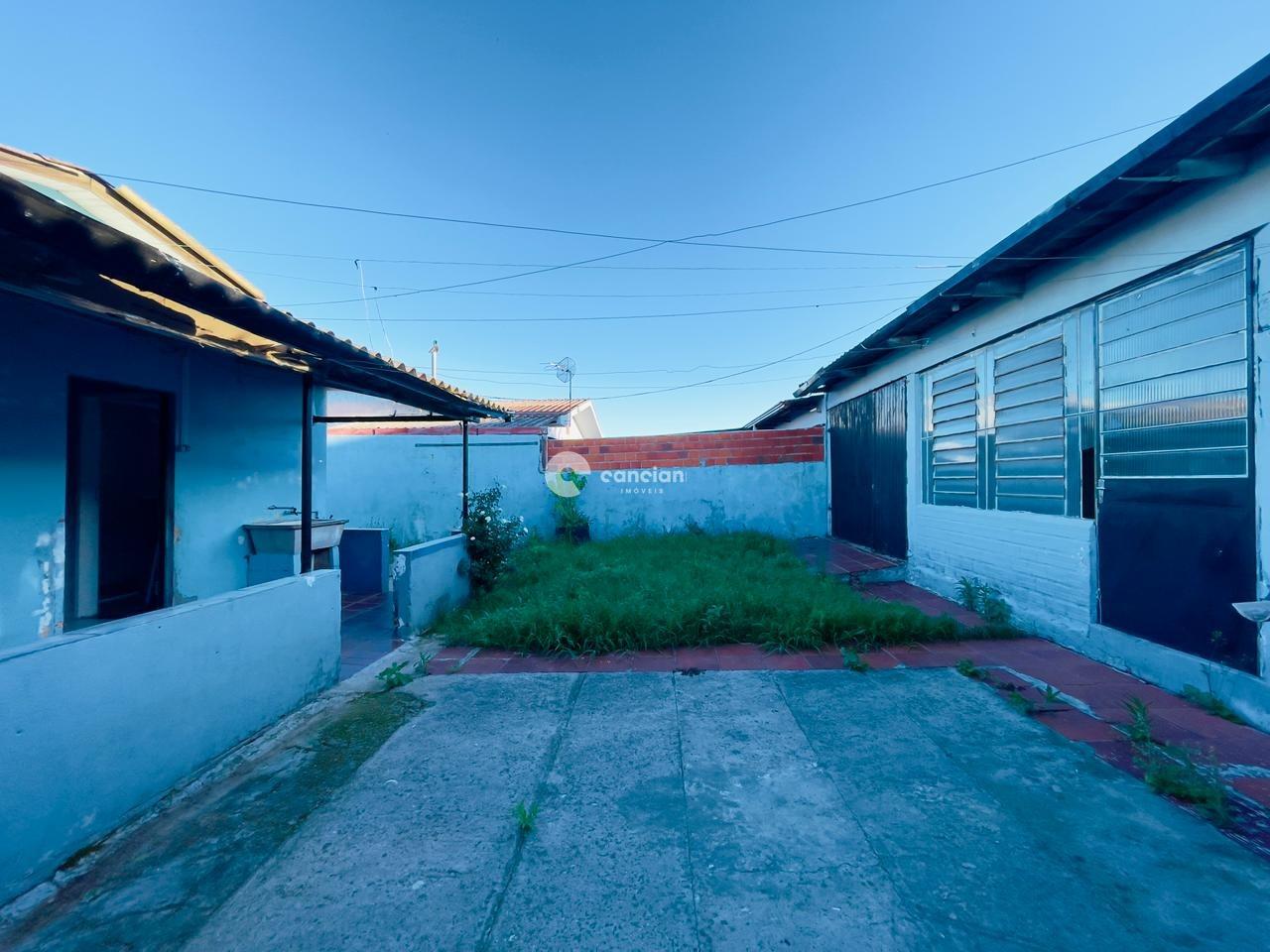 Casa à venda no Juscelino Kubitschek: 