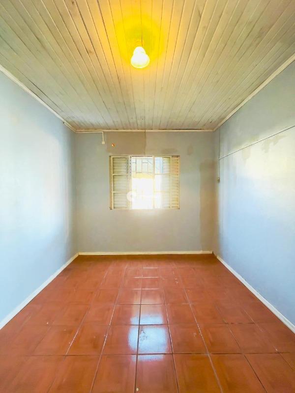 Casa à venda no Juscelino Kubitschek: 