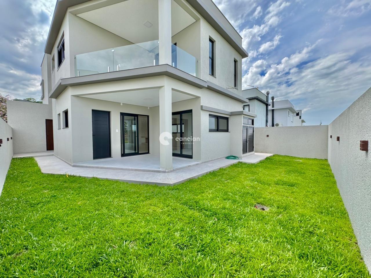 Casa de Condomínio à venda no Tomazetti: 