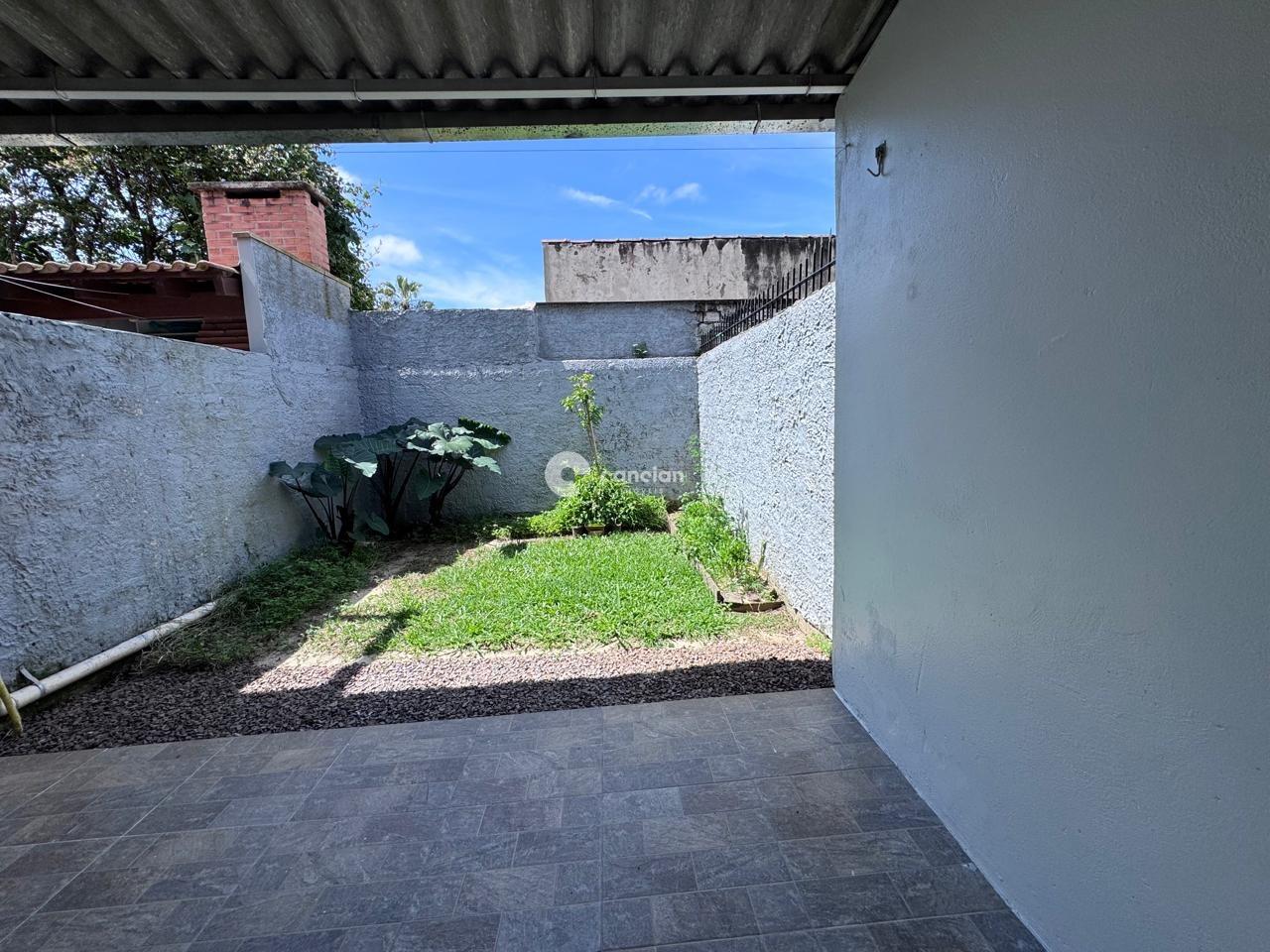 Casa de Condomínio à venda no Camobi: