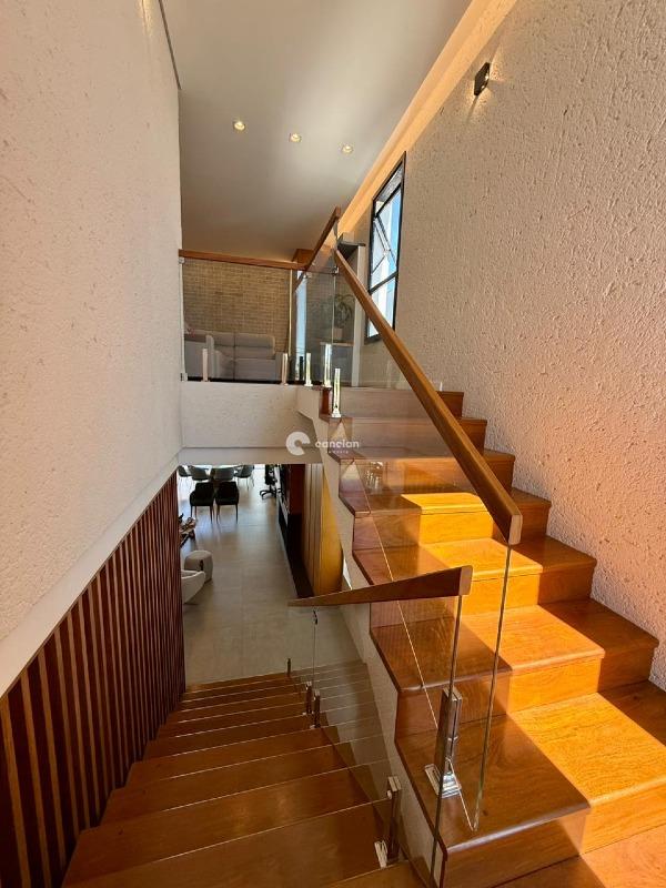 Casa de Condomínio à venda no Tomazetti: 