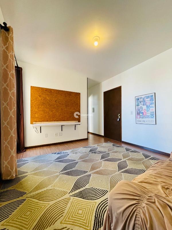 Apartamento à venda no Menino Jesus: 