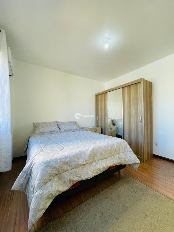 Apartamento à venda no Menino Jesus: 