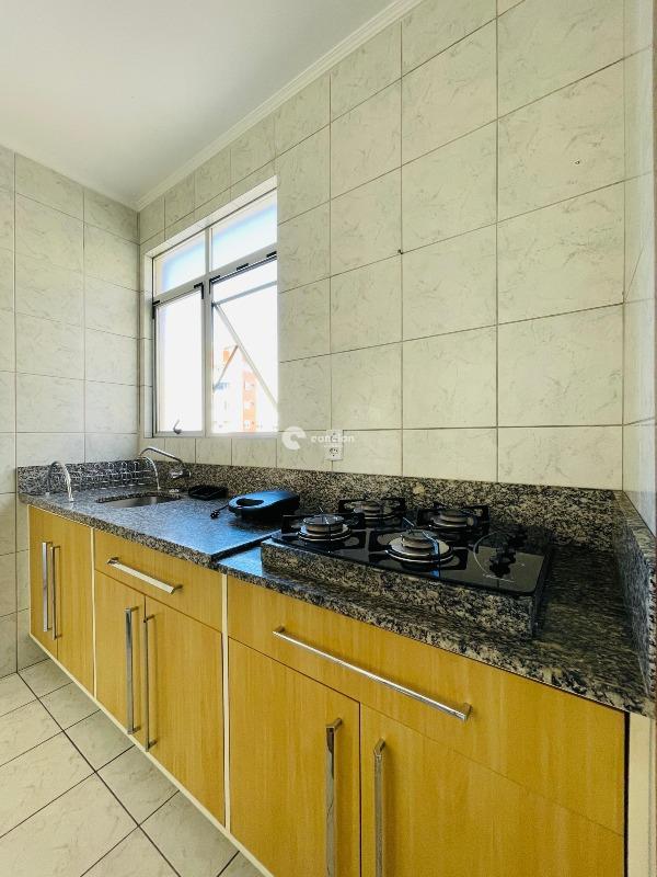 Apartamento à venda no Menino Jesus: 