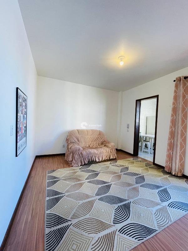 Apartamento à venda no Menino Jesus: 