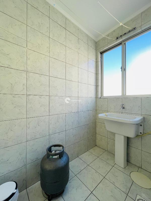 Apartamento à venda no Menino Jesus: 