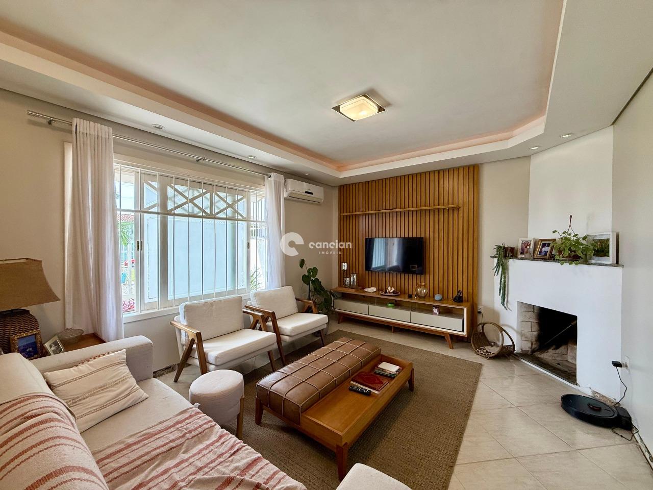 Casa à venda no Camobi: 