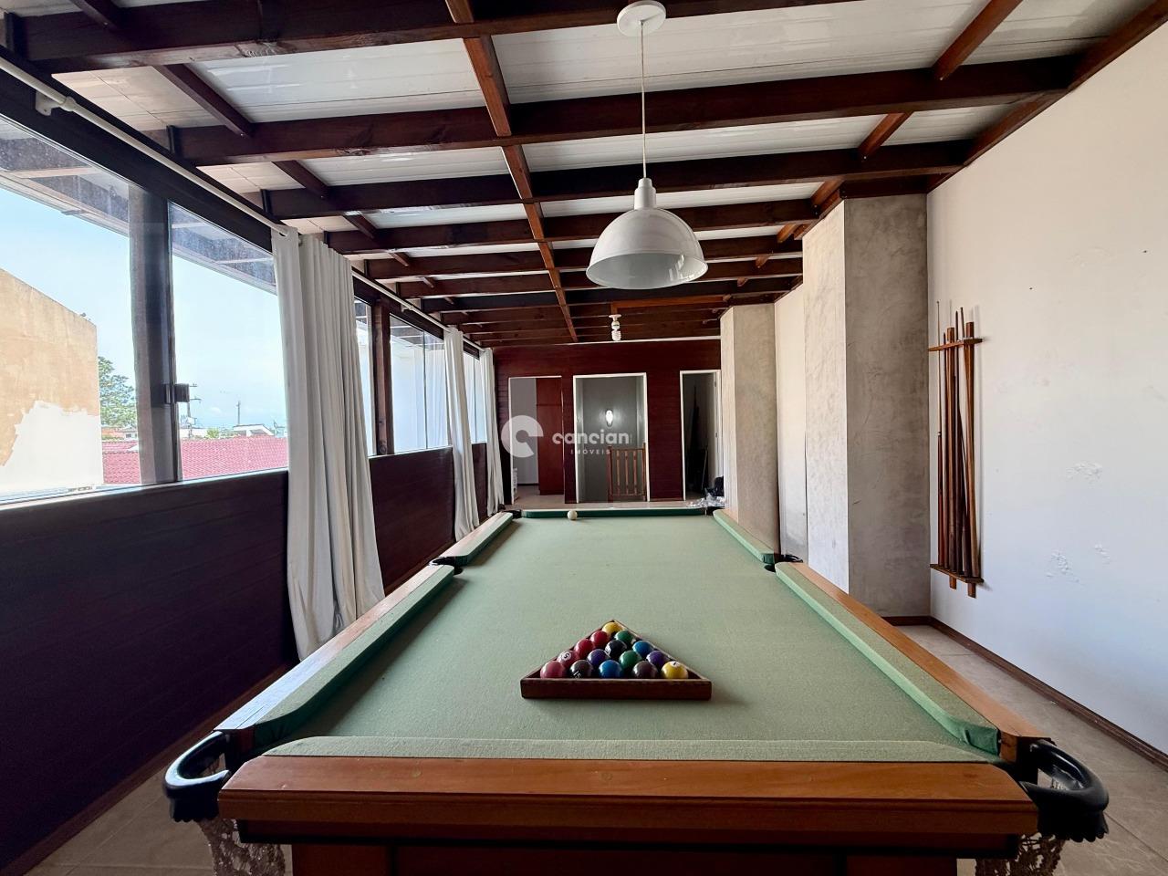 Casa à venda no Camobi: 